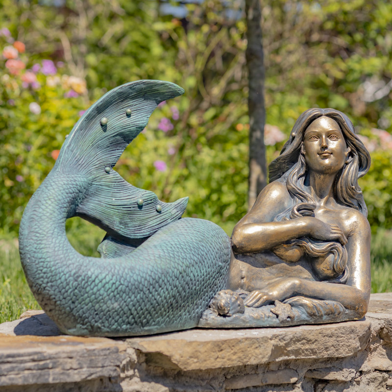 Statue de jardin pondeuse sirène couchée