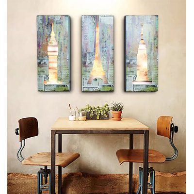 American Industrial Style Wall Decoration With Lights And Ironwork