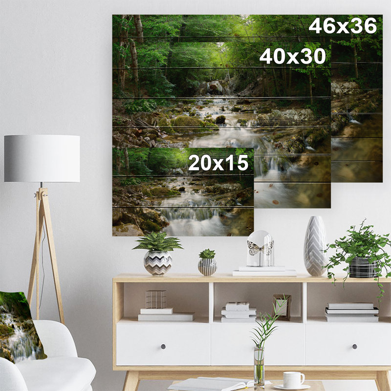 «Natural Spring Waterfall», photographie, H 30 po x l 40 po x 1,5 po, Bois naturel