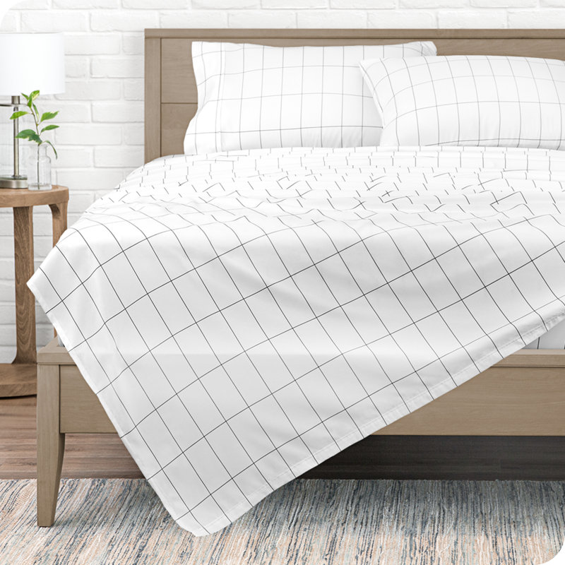 Queen White and Grey Grid Pattern Ultra-Soft Microfiber Sheet Set