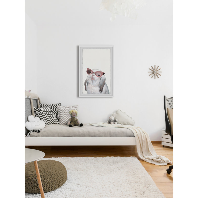 «Daleville Posh Bunny», reproduction encadrée, H 45 po x l 30 po x P 1,5 po, Blanc