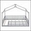 Structure de lit en bois avec clôture, parfaite pour les enfants et les adolescents, alliant confort et design ludique-1090697368-1090697379