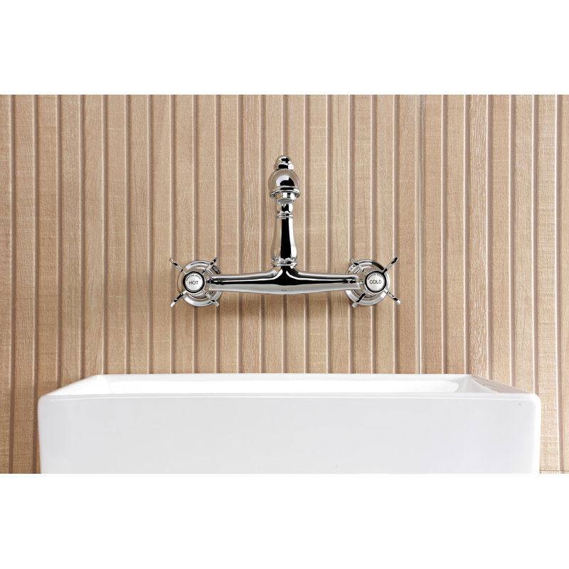 Robinet de salle de bain mural 2 trous Kingston Brass Essex, Chrome poli