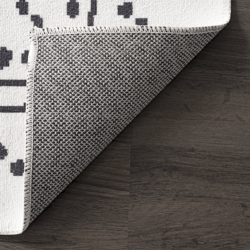 Mila SpinClean Machine Washable Diamond Trellis Area Rug, Rectangle 4' x 6'