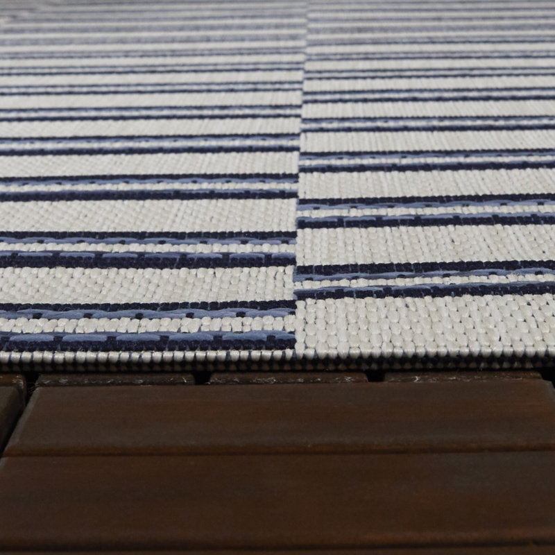 Tapis intérieur / extérieur bleu Aminata, Rectangle 5 pi 3 po x 7 pi