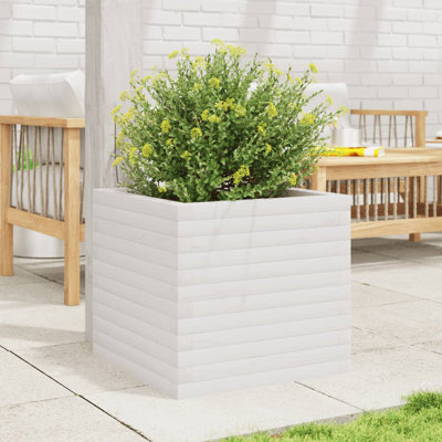 Amiela Planter Box