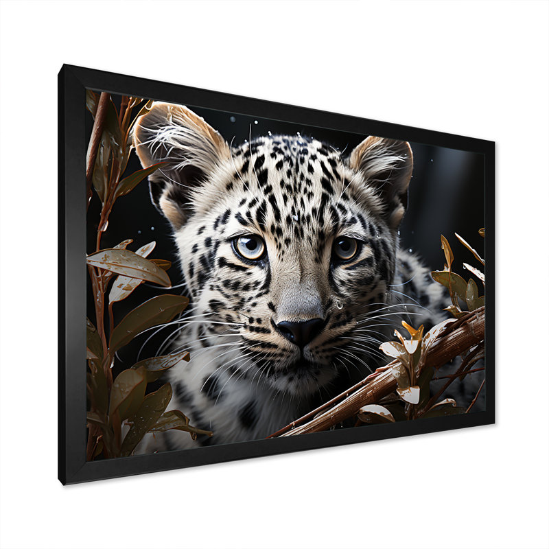 «Jungle Leopard Stalk III», reproduction sur toile, Cadre simple noir, H 34 po x l 44 po x P 1,5 po