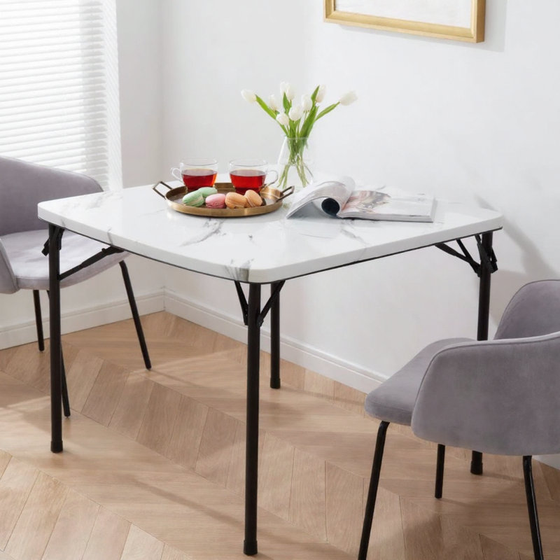 Table pliante en marbre blanc à bord droit pratique pour un usage domestique