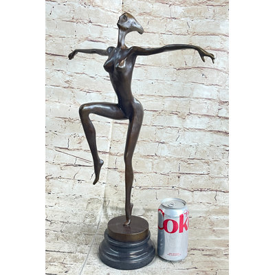 Figurines et sculptures