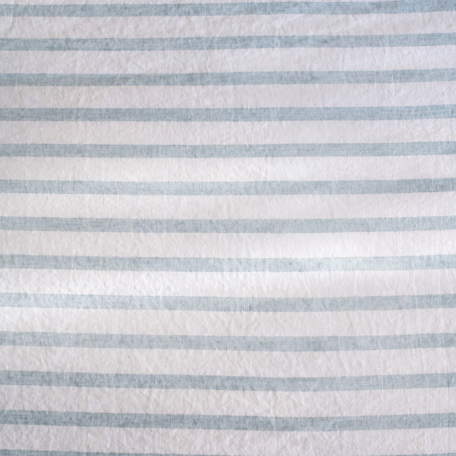 28" x 28" Linen Pillow Cover, Cream & Wave Stripe