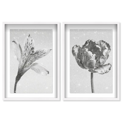 Peeking Flowers Set Set by Oliver Gal