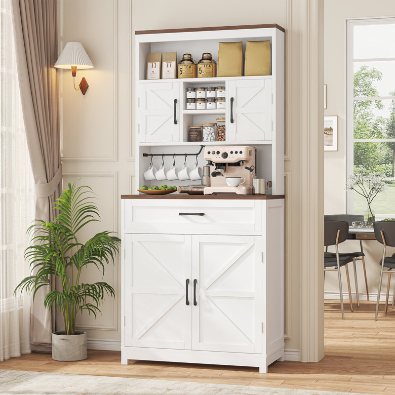 Armoire de cuisine de 69,3 po de hauteur avec 2 portes de grange, 1 tiroir, tablettes réglables, comptoir large et trous de chargement USB, armoire de rangement Farmhouse, blanc