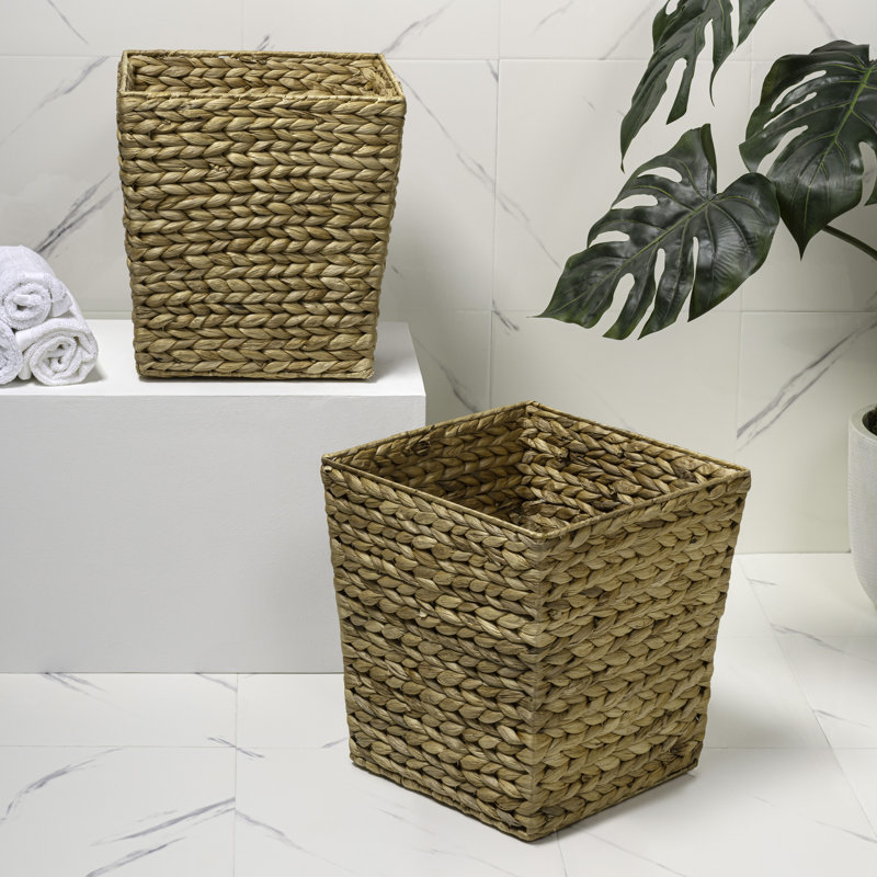 Theo Coastal Farmhouse Handwoven Water Hyacinth 4.8-Gallon Tapered Square Wicker Wastebasket, Natural