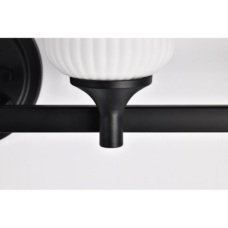 Meuble-lavabo Solara, 32,63 po de largeur, Noir mat, Quatre lumières