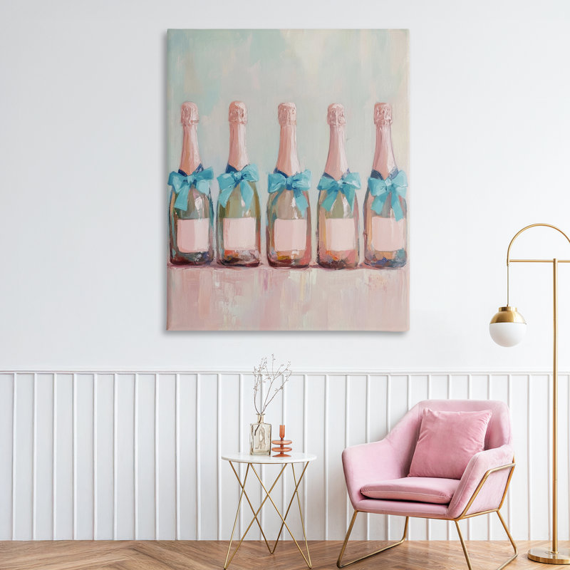 Toile de bouteilles de champagne bleues, design par Petal Prints Design, H 48 po x l 36 po