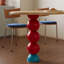 Bureau en bois massif aux couleurs vives-749185938