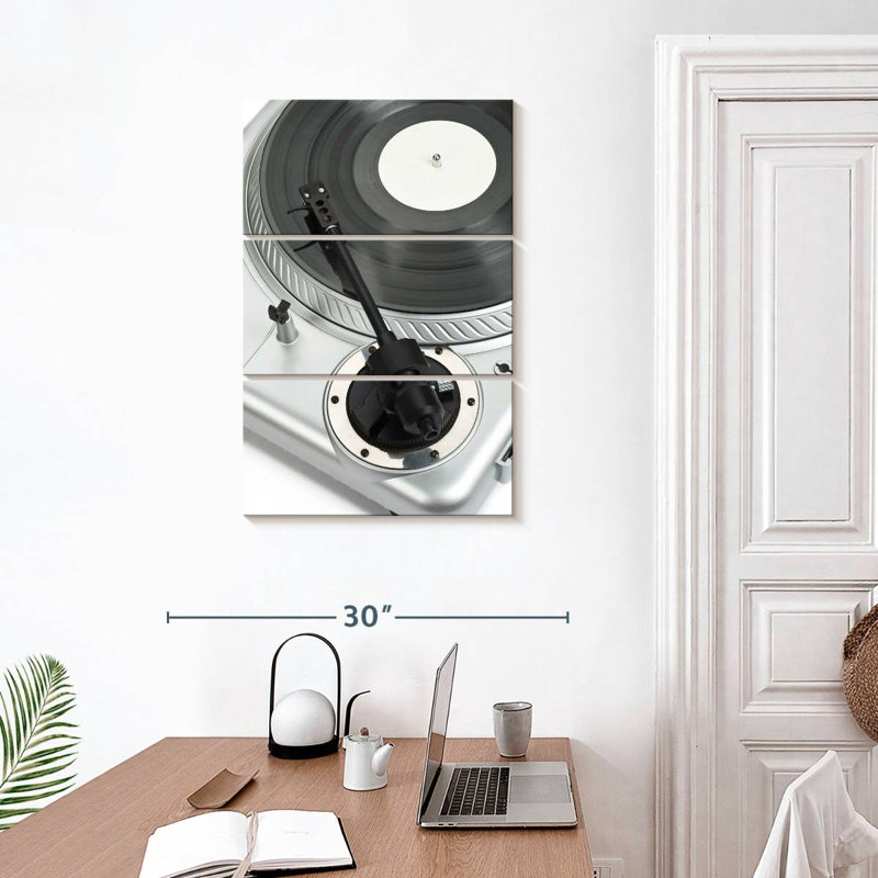 Abarca Silver Turntable, 32" H x 20" W