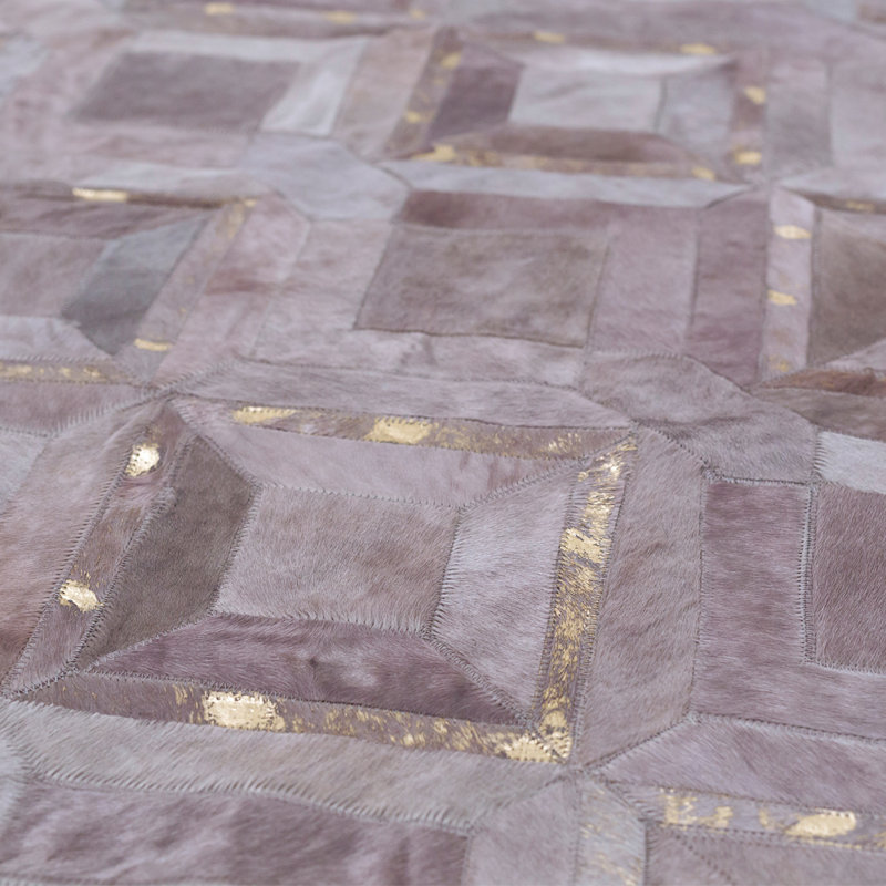 Cowhide Geometric Area Rug in Gray, Rectangle 5'7" x 7'10"