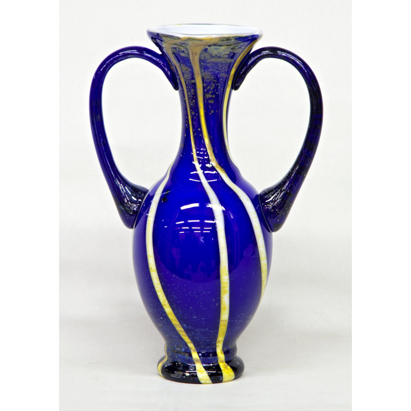 Vase de table décorative en verre soufflé à la main Kirtley