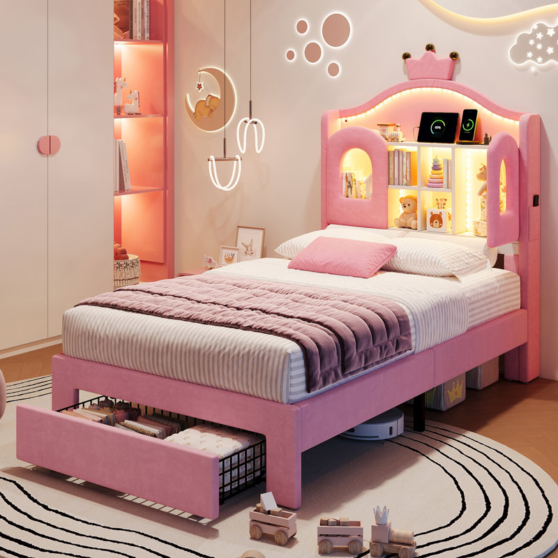 Bed, Pink