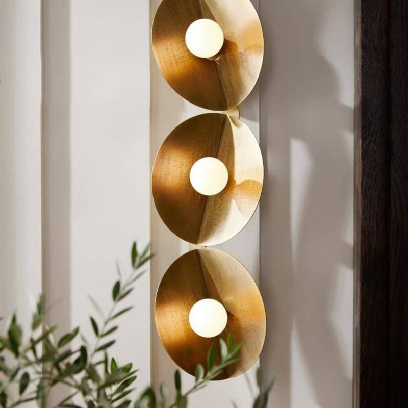 Itzia 4 - Light Wallchiere