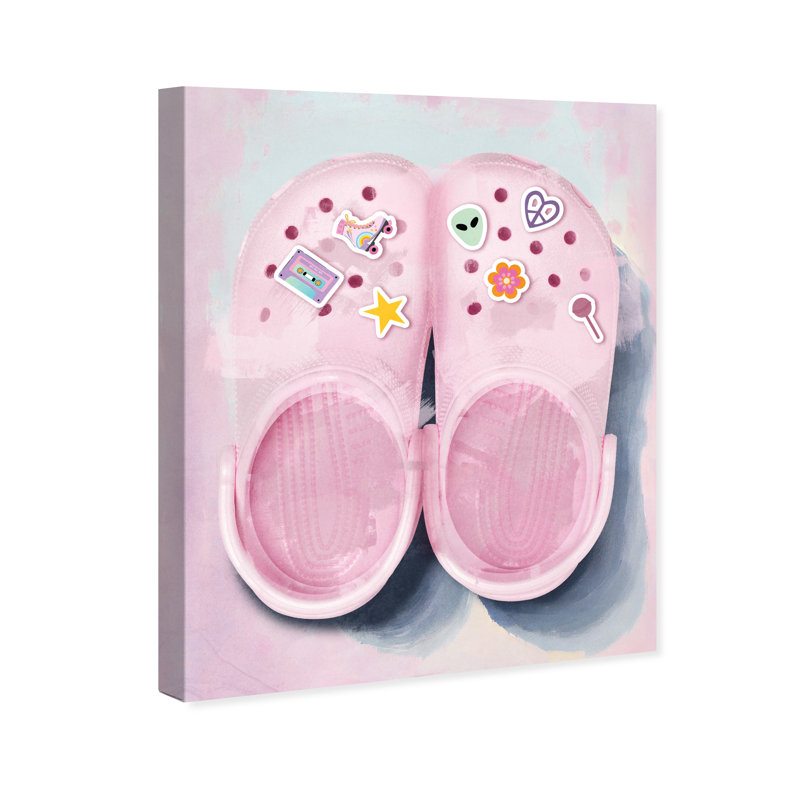 Favorite Fun Fun Shoes sur toile, H 20 po x l 16 po x P 0,8 po