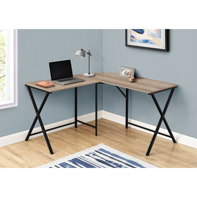 Bureau d'ordinateur de coin contemporain en forme de L avec grand bureau et structure en métal robuste pour un bureau à domicile moderne