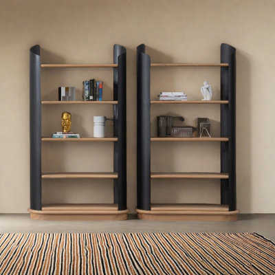 Bibliothèque sur pied de style américain