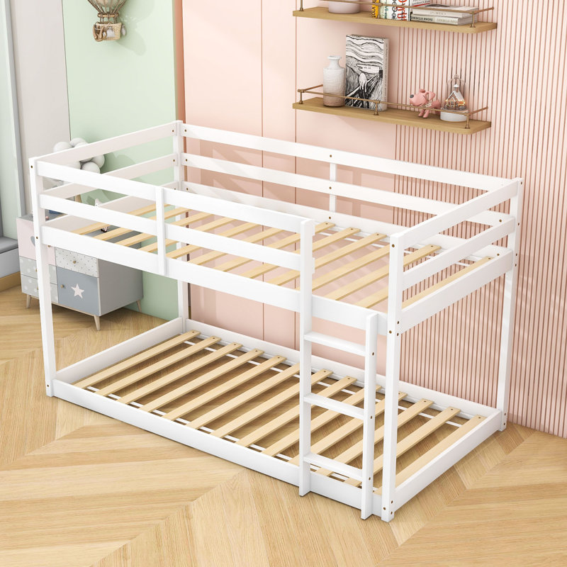 Lit superposé simple au-dessus de simple Guna par Harriet Bee, Blanc