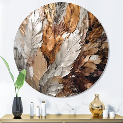 «Gold Feather Extravaganza IV - Glam Feather», art mural rond en métal