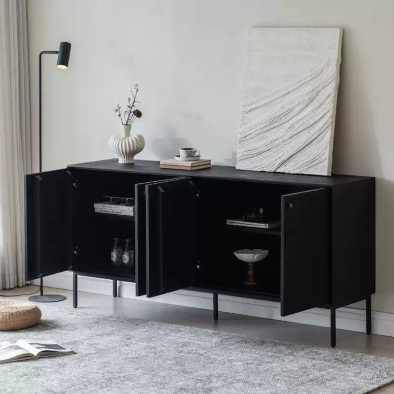 Buffet léger de style rétro luxueux