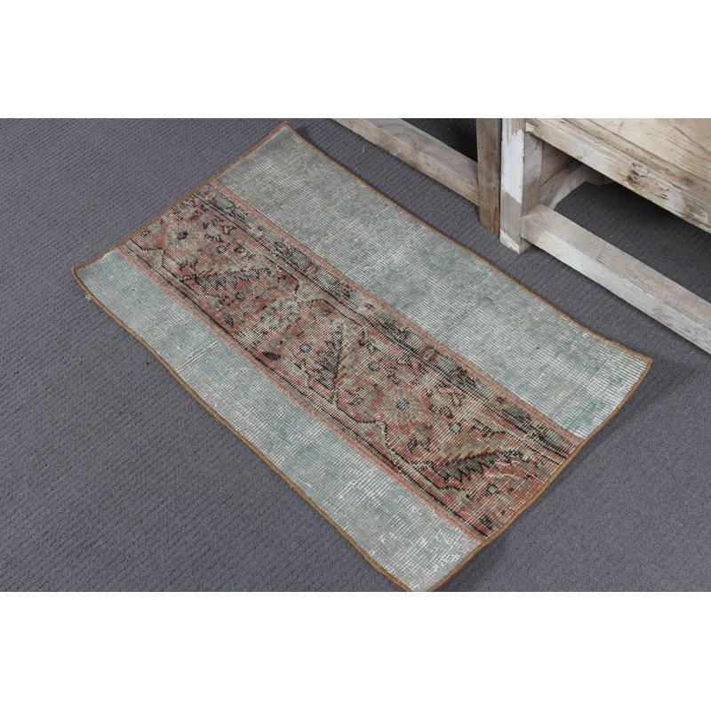 Vintage Turkish Patchwork Rug In Beige For Home And Office Decor - Small Wool Oushak Rug Ideal For Entryway