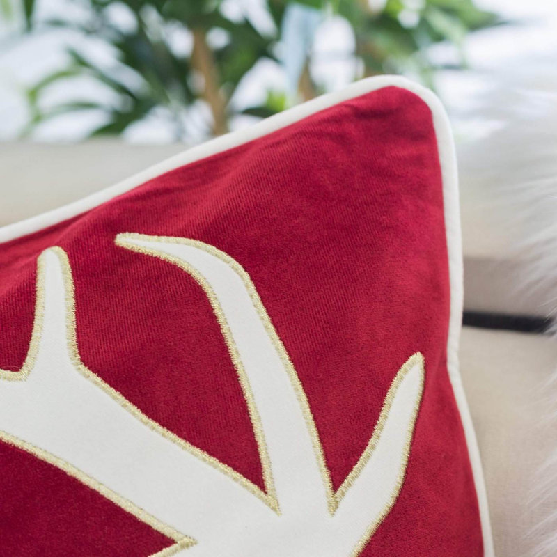 Coussin décoratif en velours Holiday Reindeer, Rouge