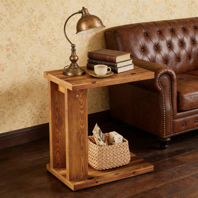 Table de chevet en C