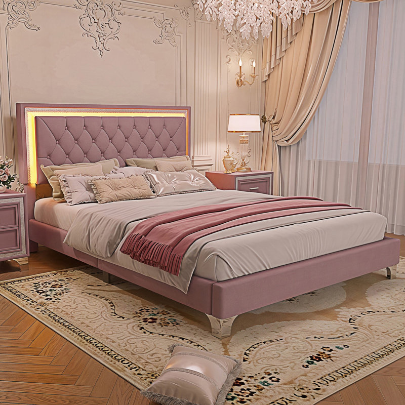 Grand cadre de lit tapissier grand avec lumières DEL, lit plateforme avec tête de lit capitonnée
