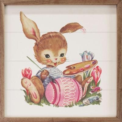 Oeuf en forme de lapin blanc