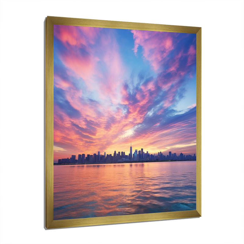 Tyneside Blue Pink Sskyline Symphony II, reproduction d'art sur toile, H 40 po x l 30 po x P 1,5 po, Encadrement doré