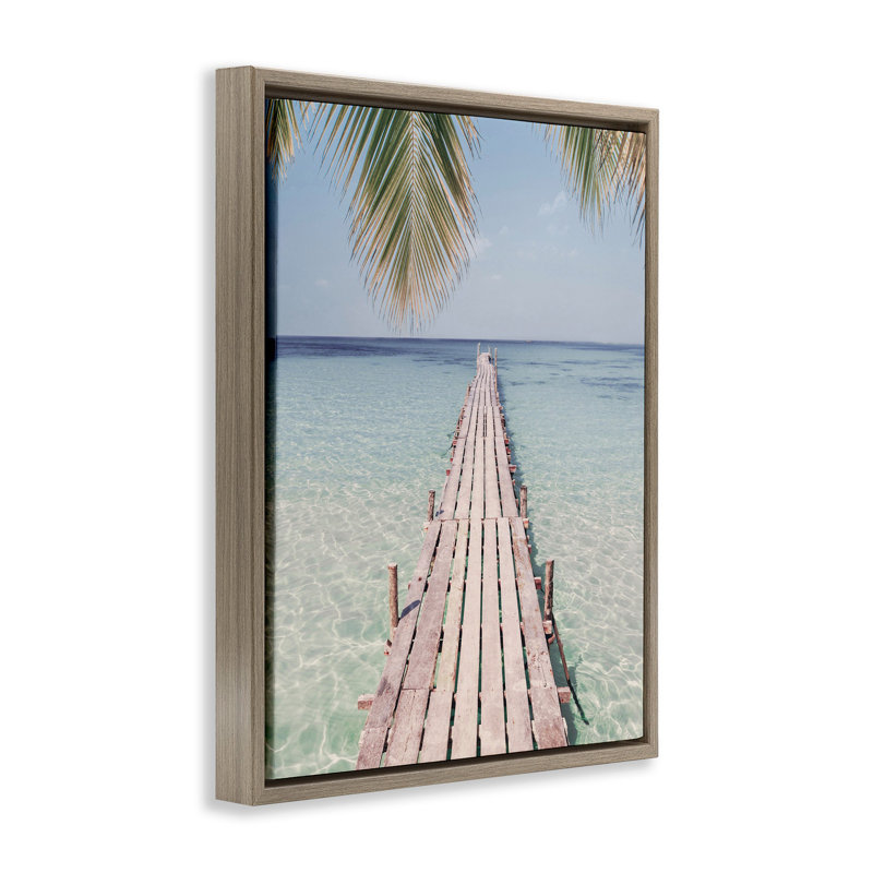 Quai tropical sur la plage, H 25 po x l 31 po, Cadre flottant métallique doré
