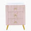 Table de chevet rembourrée en bois avec 3 tiroirs et pieds et poignées en métal, table de chevet avec plan de travail en marbre - rose-288071947