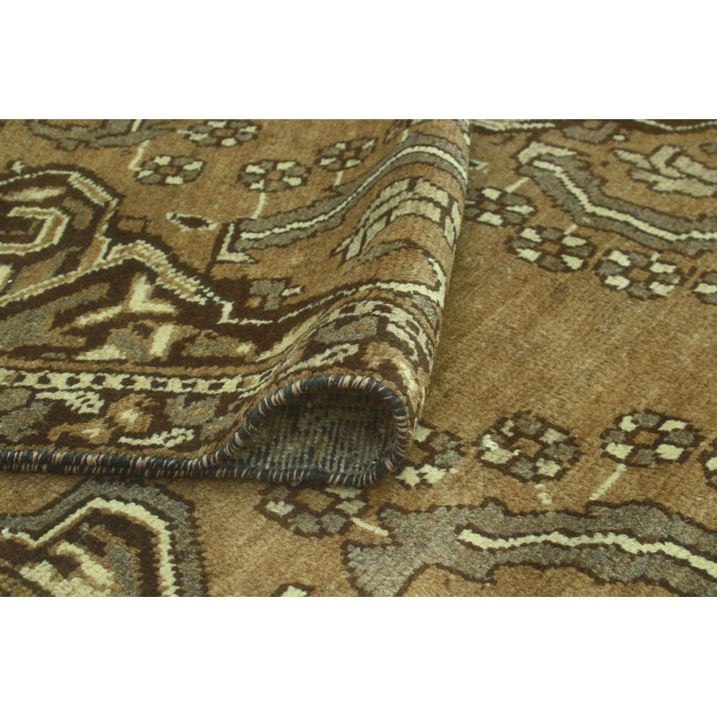 One-of-a-Kind 5'6" x 9'3" 1980s Rectangle Wool Area Rug in Beige