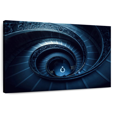 Lilie Grand Spiral Staircase