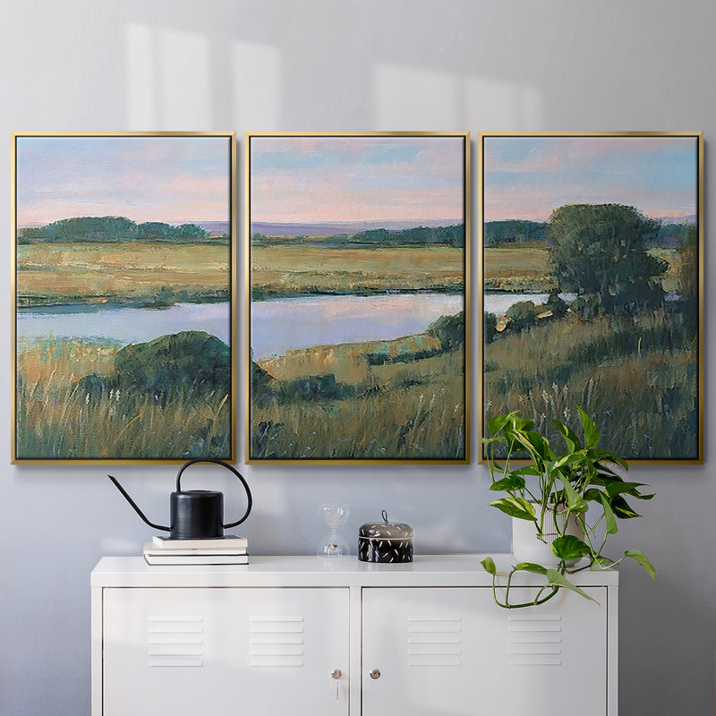 «Spring Marsh II», reproduction sur toile flottante 3 pièces, H 40 po x l 78 po x P 2 po, Encadrement doré