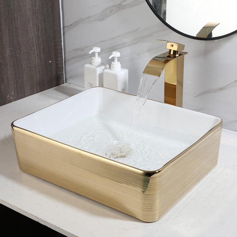 Lavabo vasque en céramique blanc et or avec robinet cascade et drain combiné, lavabo de salle de bain rectangulaire au-dessus du comptoir