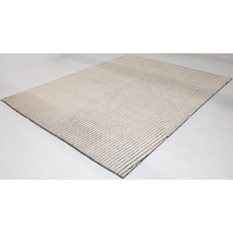 Ishaanvi Rug