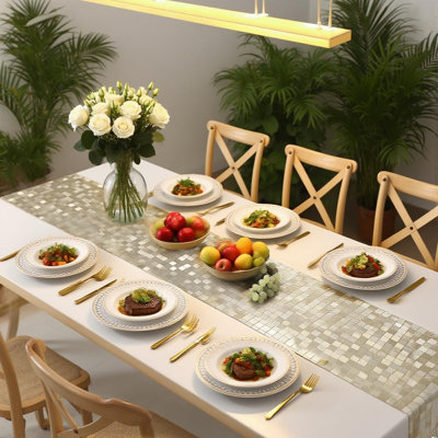 Chemin de table en vinyle à carreaux dorés imperméable et résistant à la chaleur de 90 pouces pour les tables rectangulaires, les mariages, les fêtes et les banquets