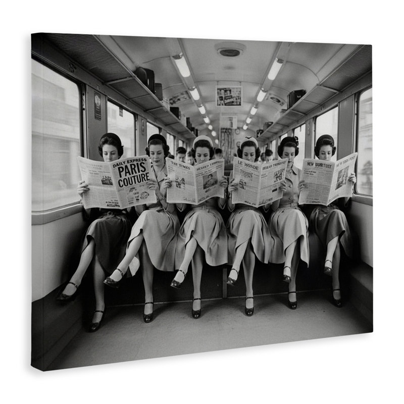 Papier journal Mesdames sur train, design par A Barefoot Stylist, H 16 po x l 20 po