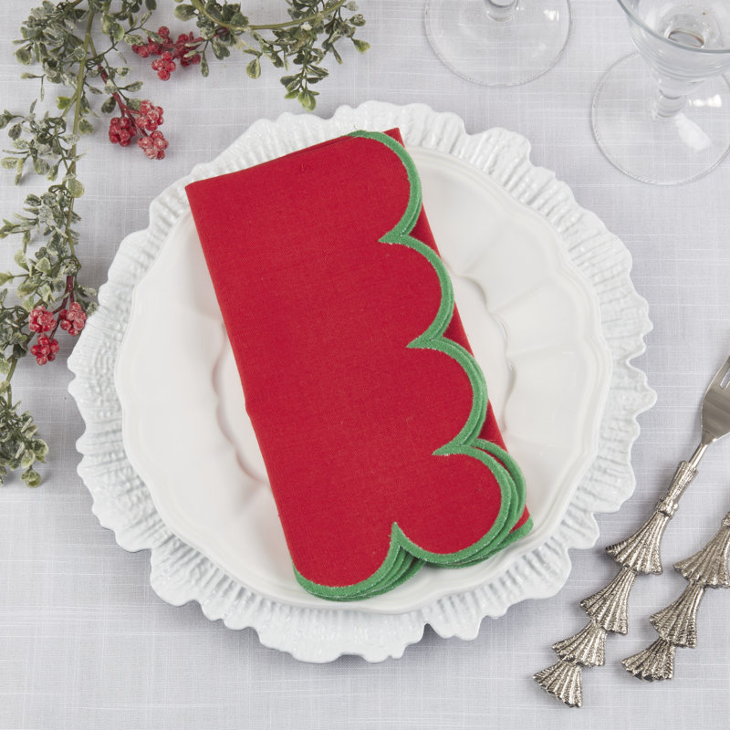 Sweet Edge Scalloped Napkin (Set of 4), Red