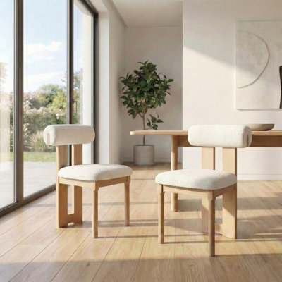Chaise en bois massif Abentego