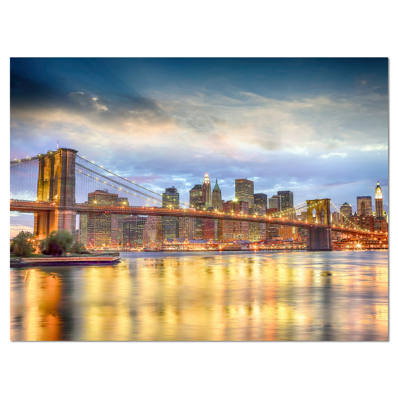 «Brooklyn Bridge with Night Illumination Cityscape», impression sur toile tendue, H 20 po x l 20 po x P 1 po