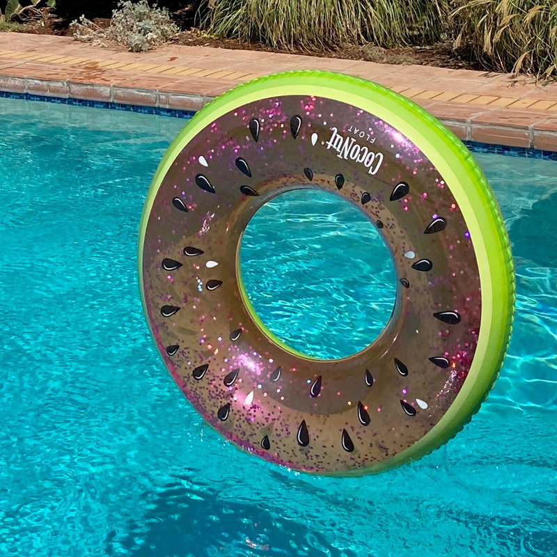 CocoNut Float: Flotteur de piscine de 42 po - Paillettes de melon d'eau juteuses